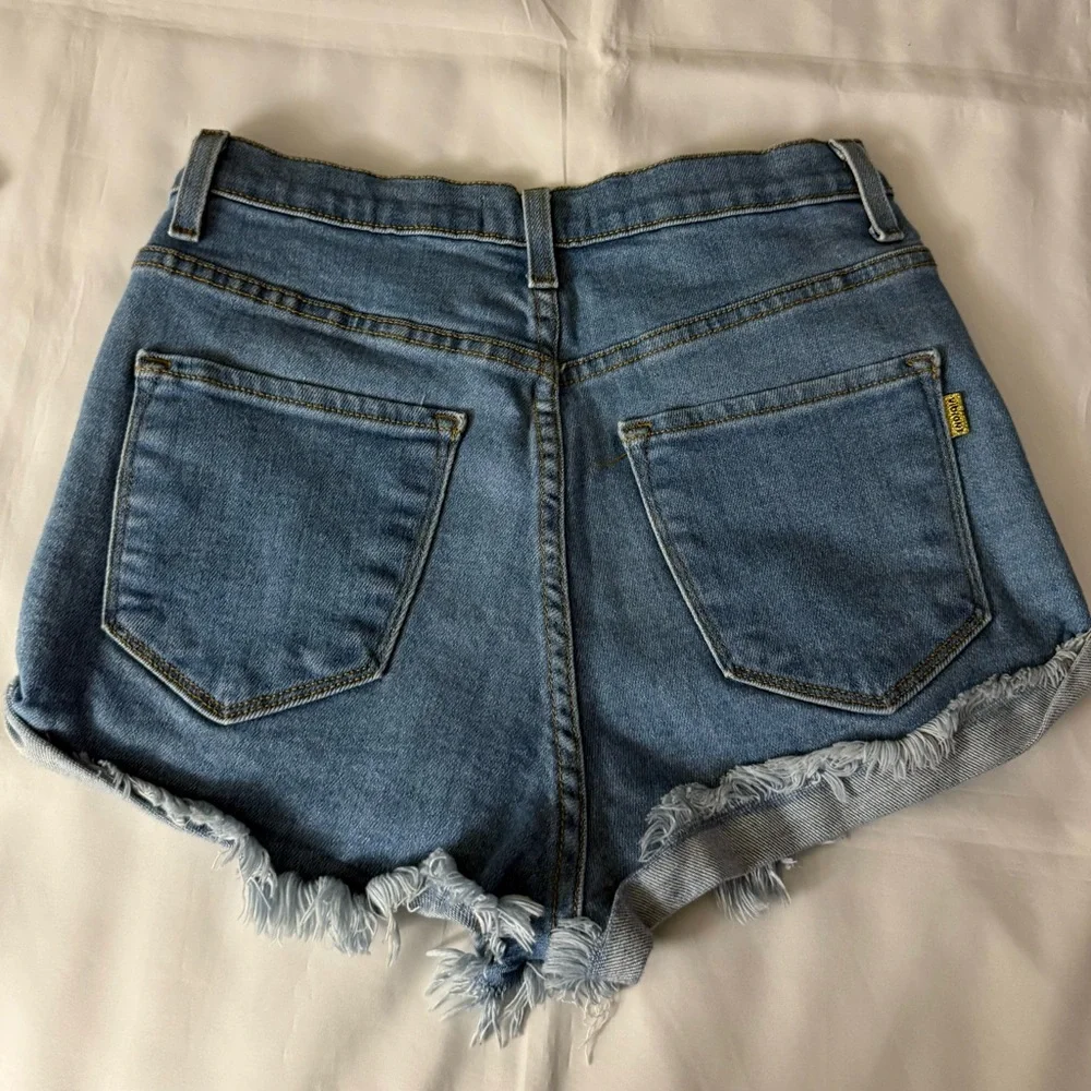 Vibrant M.I.U great used